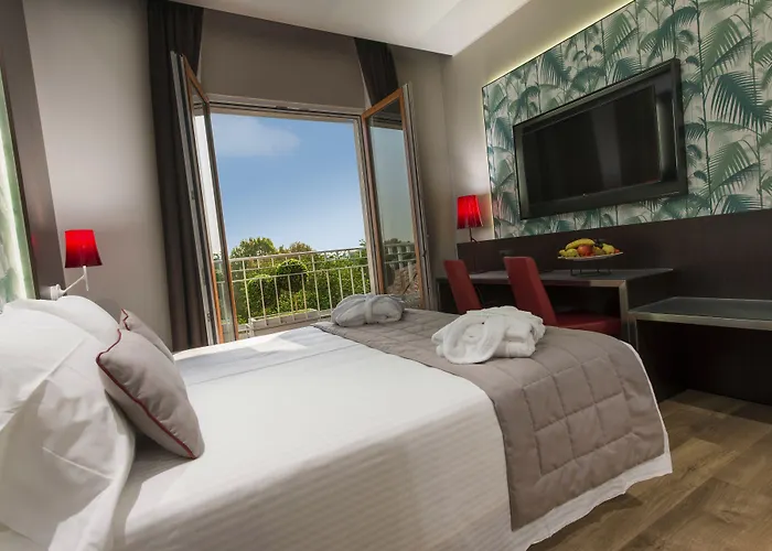 Manin Hotel 4*