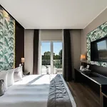 Manin Hotell 4*