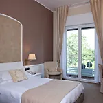 Manin Hotell 4*