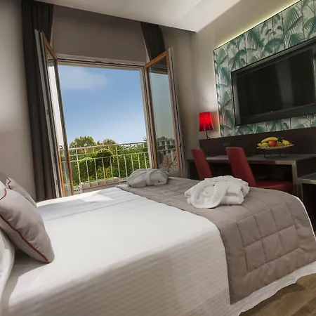 Manin Hotel 4*